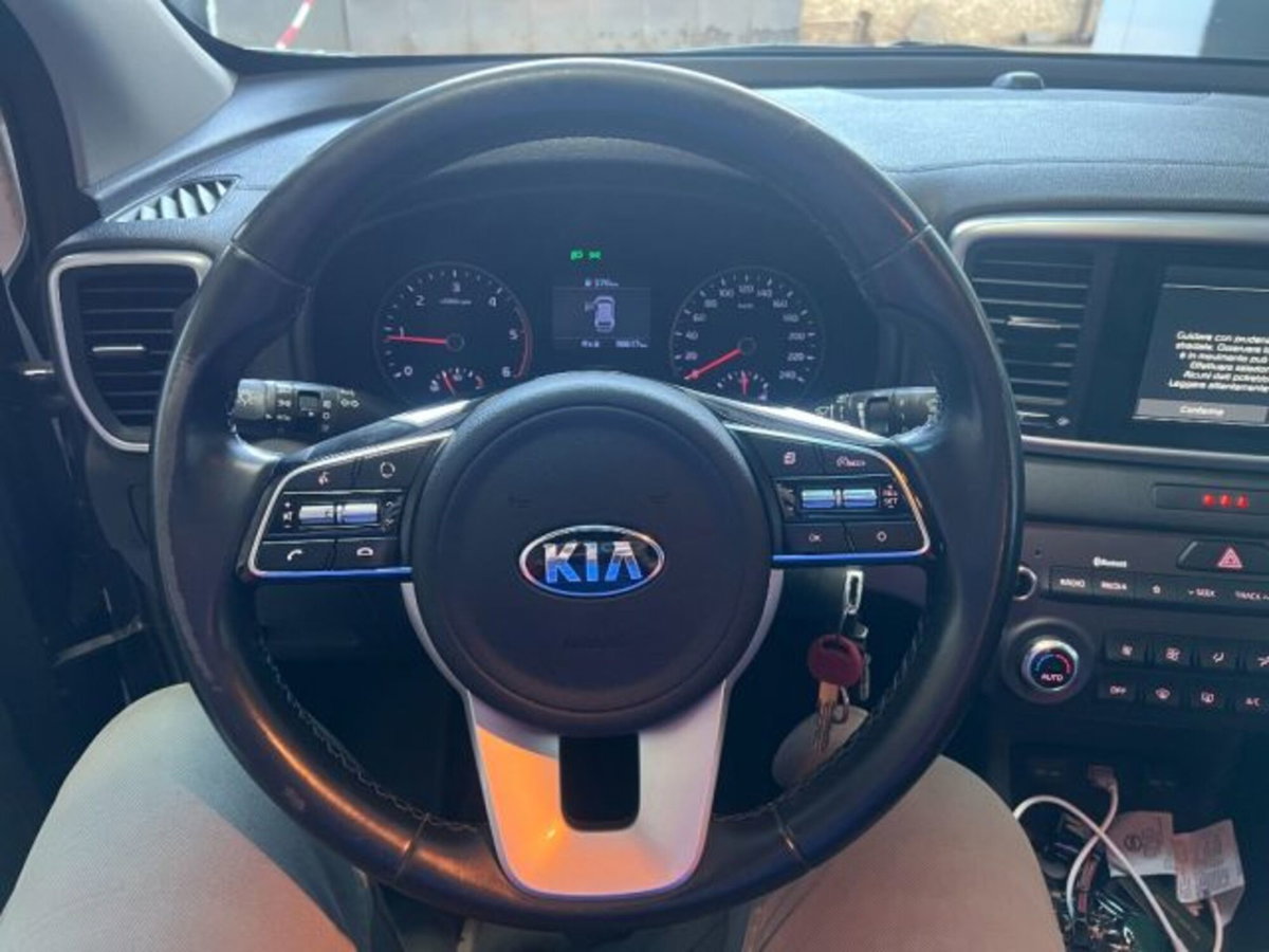 Kia Sportage 1.6 CRDI 115 CV 2WD Style (15)