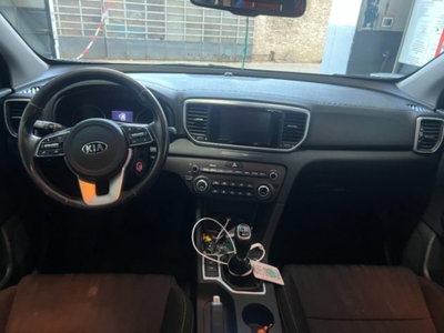 Kia Sportage 1.6 CRDI 115 CV 2WD Style (8)
