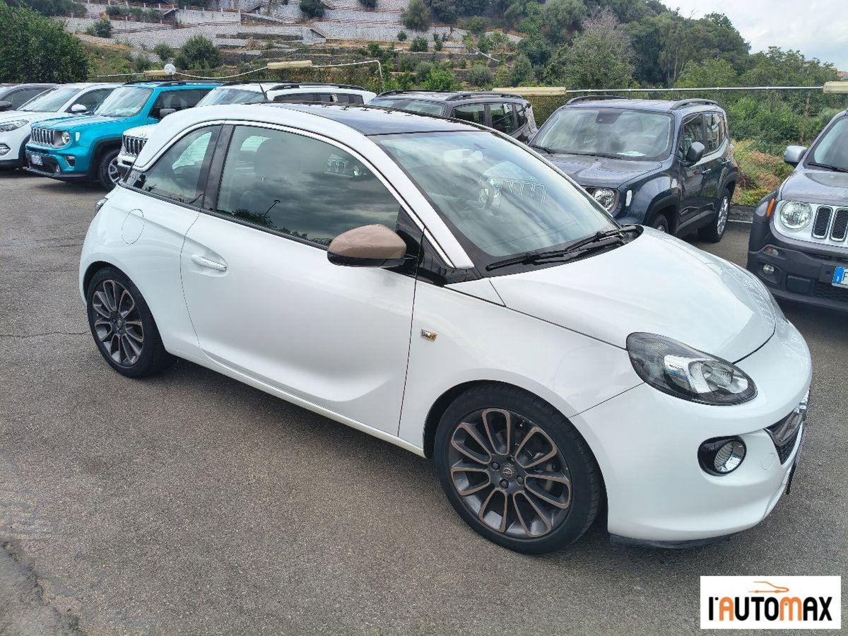 Opel Adam 1.2 70 CV Glam (2)