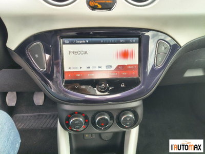 Opel Adam 1.2 70 CV Glam (6)