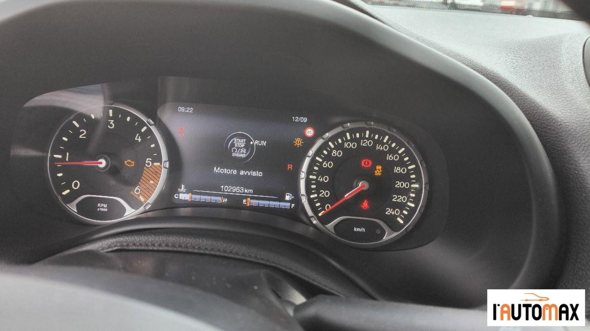 Jeep Renegade 1.6 Mjt DDCT 120 CV Longitude (12)