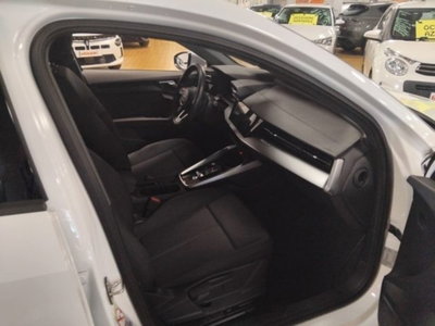 Audi A3 Sportback 30 TDI S tronic Business (13)