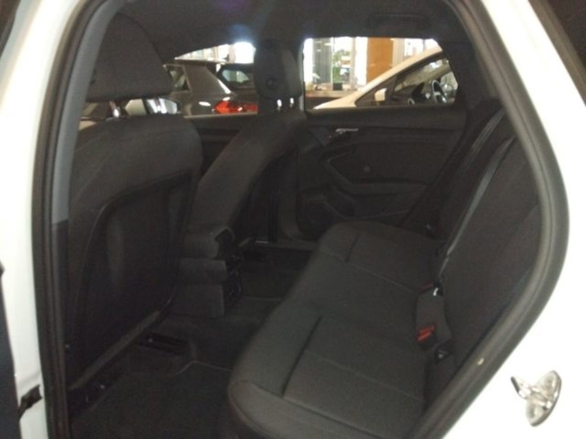 Audi A3 Sportback 30 TDI S tronic Business (7)
