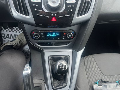 Ford Focus Station Wagon 1.6 TDCi 115 CV SW Titanium (15)