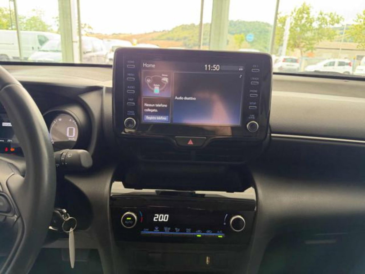 Toyota Yaris Cross 1.5 Hybrid 5p. E-CVT Active (16)