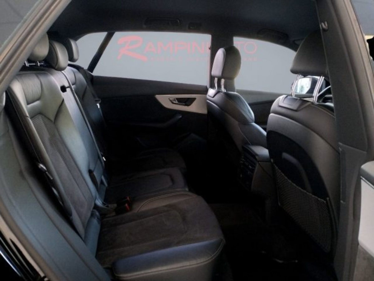 Audi Q8 Q8 45 TDI quattro tiptronic Sport (18)