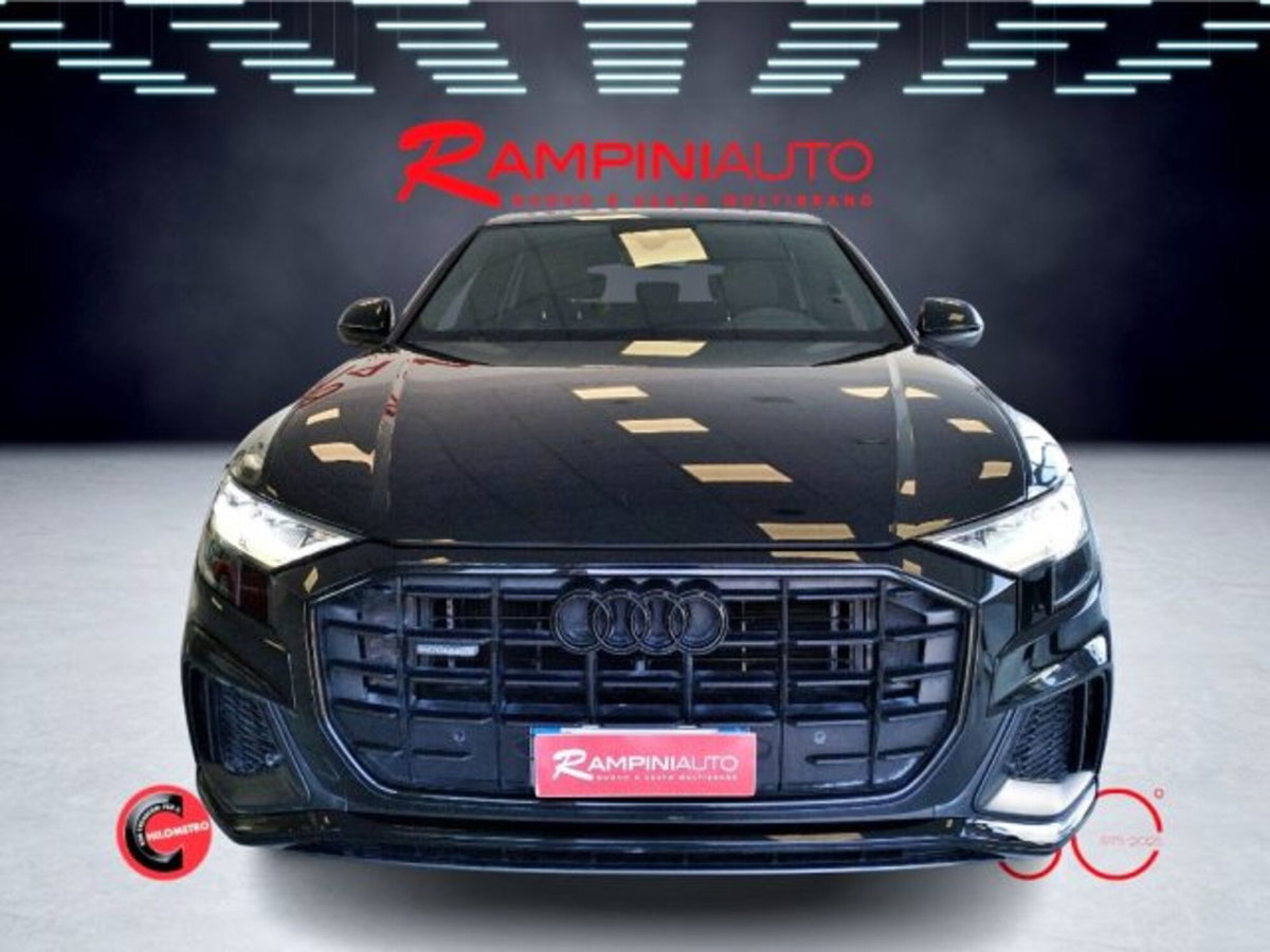 Audi Q8 Q8 45 TDI quattro tiptronic Sport (3)