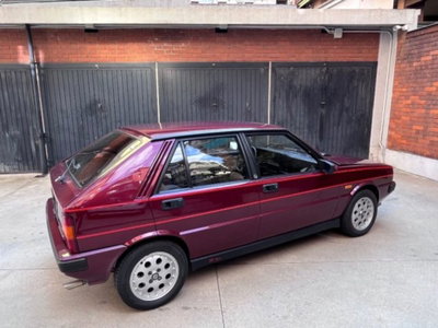 Lancia Delta turbo HF 4WD (11)