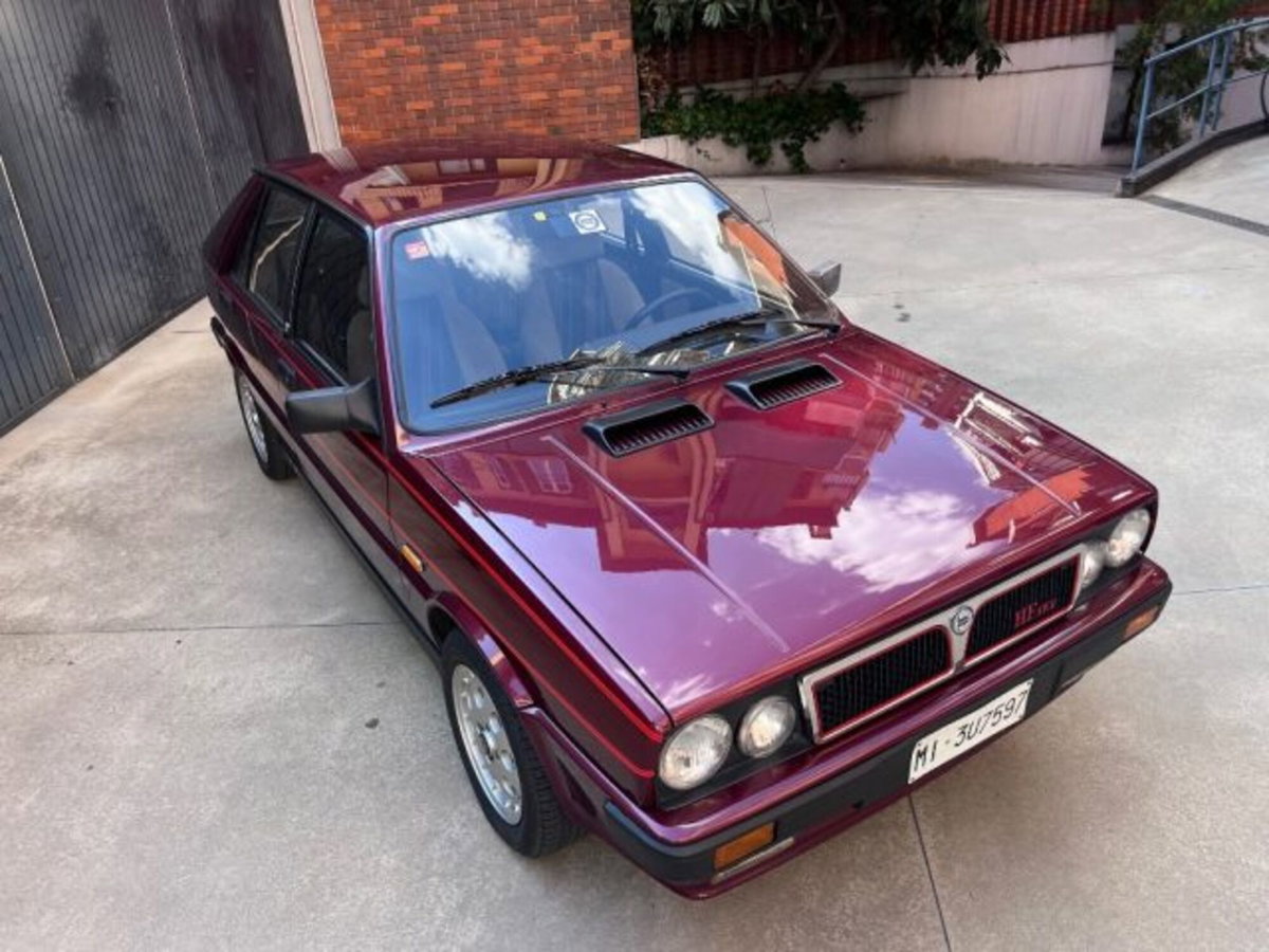 Lancia Delta turbo HF 4WD (8)