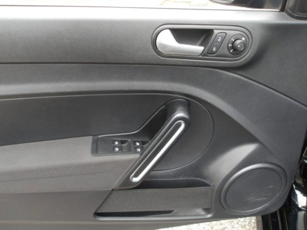 Volkswagen Maggiolino 1.2 TSI Design (10)