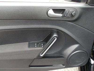 Volkswagen Maggiolino 1.2 TSI Design (10)
