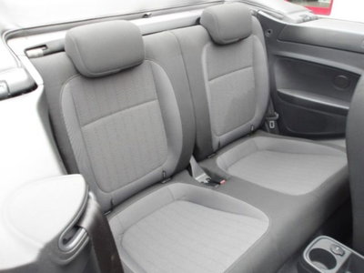 Volkswagen Maggiolino 1.2 TSI Design (12)