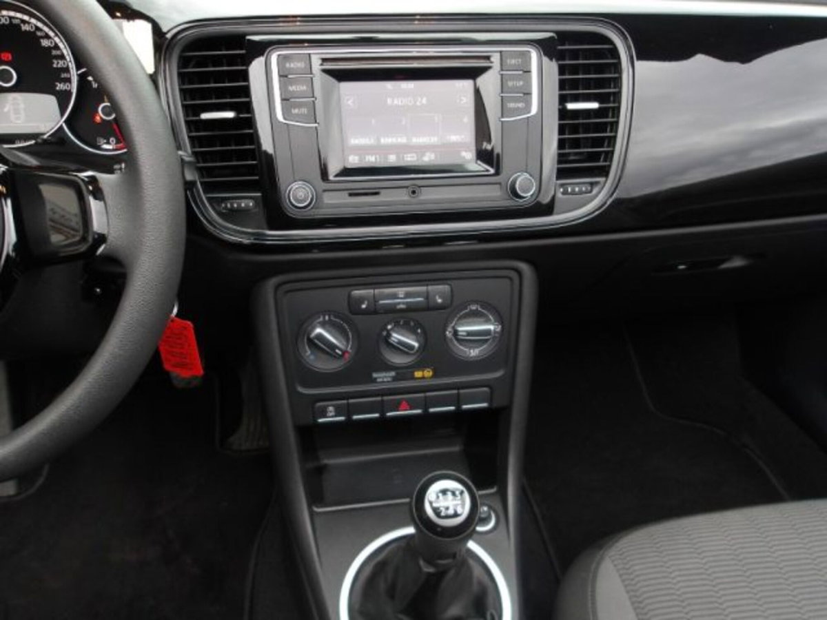 Volkswagen Maggiolino 1.2 TSI Design (15)