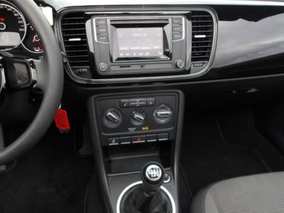 Volkswagen Maggiolino 1.2 TSI Design (15)