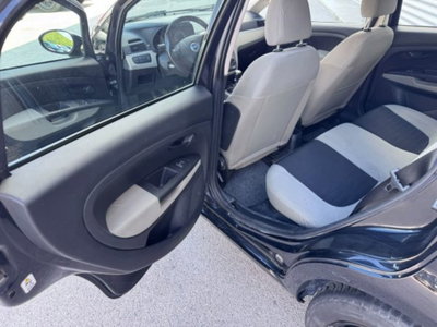 Fiat Grande Punto 1.3 MJT 90 CV 5 porte Dynamic (16)
