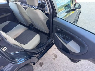 Fiat Grande Punto 1.3 MJT 90 CV 5 porte Dynamic (18)