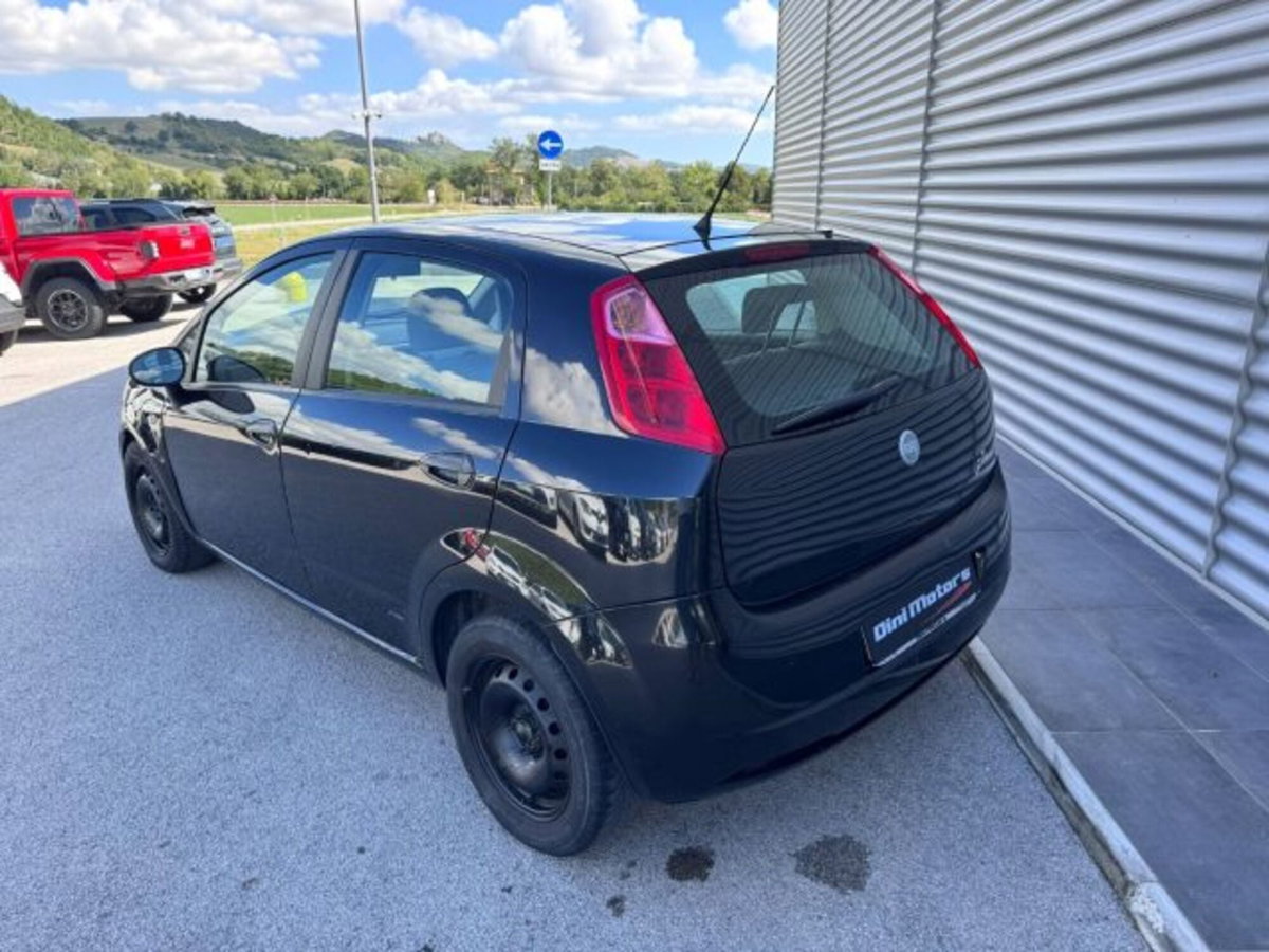 Fiat Grande Punto 1.3 MJT 90 CV 5 porte Dynamic (7)