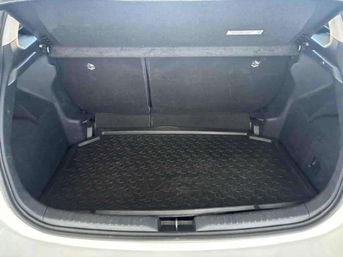 Toyota Yaris Cross 1.5 Hybrid 5p. E-CVT Active (13)