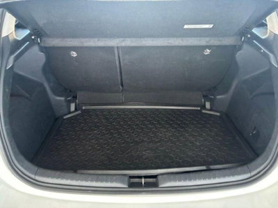 Toyota Yaris Cross 1.5 Hybrid 5p. E-CVT Active (13)