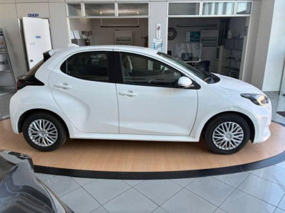 Toyota Yaris Cross 1.5 Hybrid 5p. E-CVT Active (3)