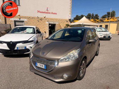 Peugeot 208 VTi 82 CV 5 porte Allure usata