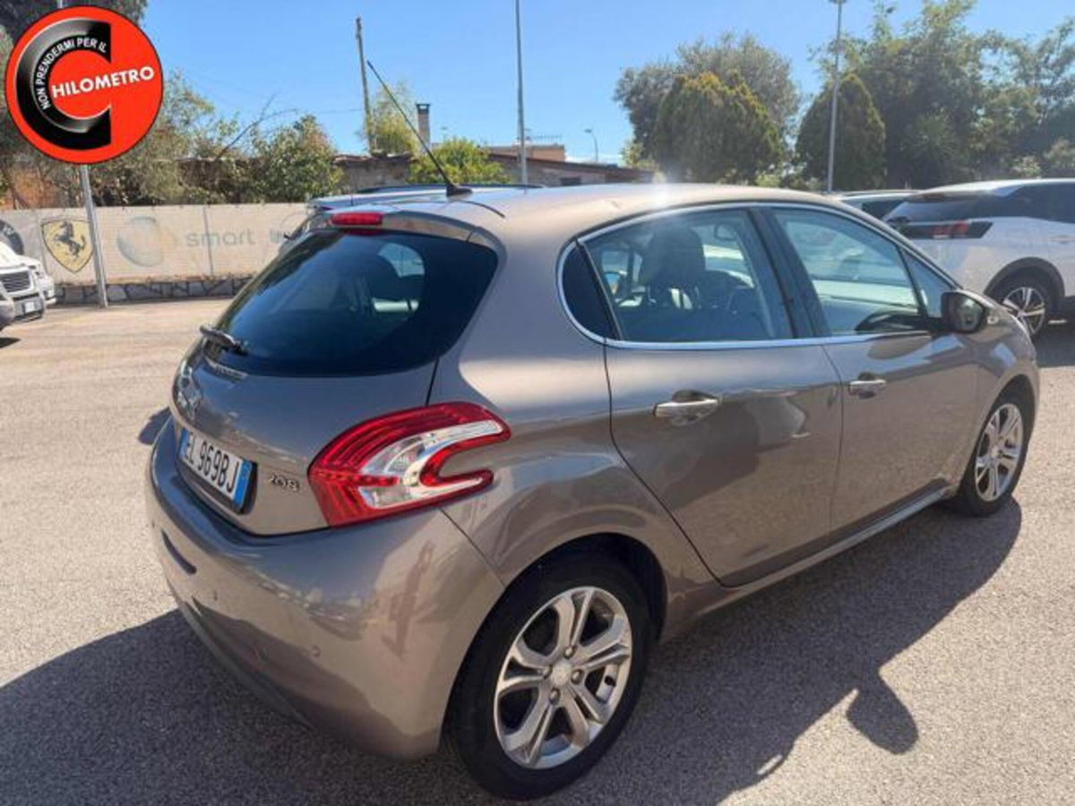 Peugeot 208 VTi 82 CV 5 porte Allure (5)