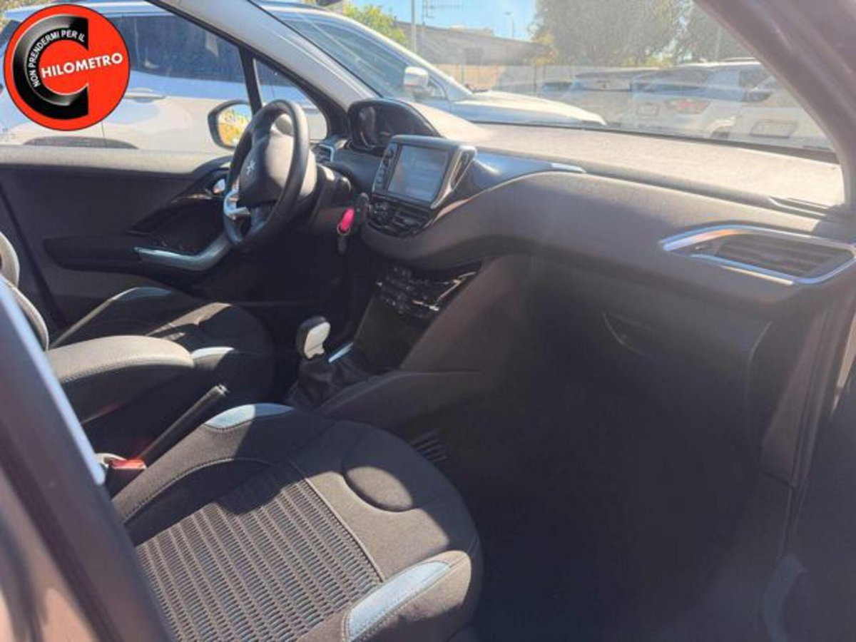 Peugeot 208 VTi 82 CV 5 porte Allure (6)