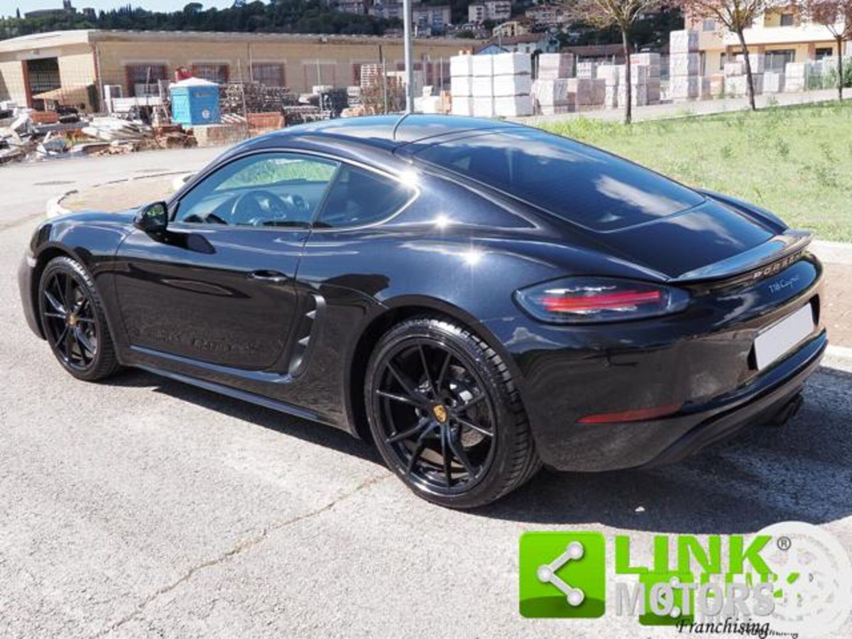 Porsche 718 Cayman  Cayman 2.0 300cv (7)