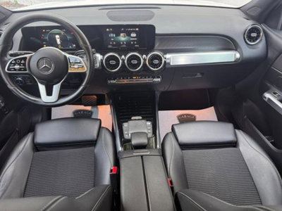 Mercedes-Benz GLB 200 d Automatic 4Matic Sport (9)