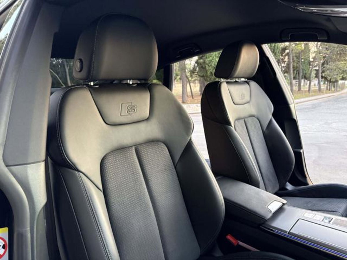 Audi A7 Sportback 40 2.0 TDI quattro ultra S tronic (10)