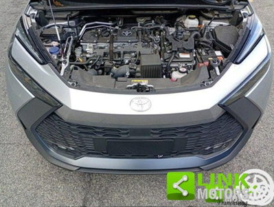 Toyota Toyota C-HR 1.8 hev Trend fwd e-cvt (16)