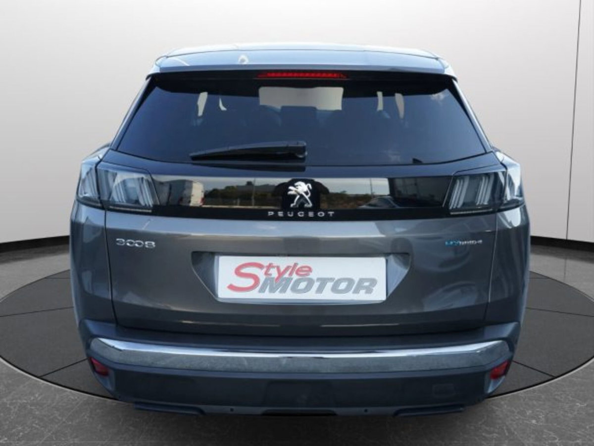 Peugeot 3008 Hybrid4 300 e-EAT8 GT (16)
