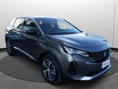 Peugeot 3008 Hybrid4 300 e-EAT8 GT (18)