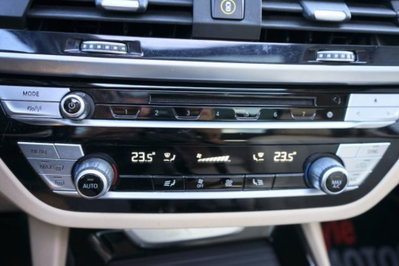 BMW X3 xDrive20d Luxury (15)