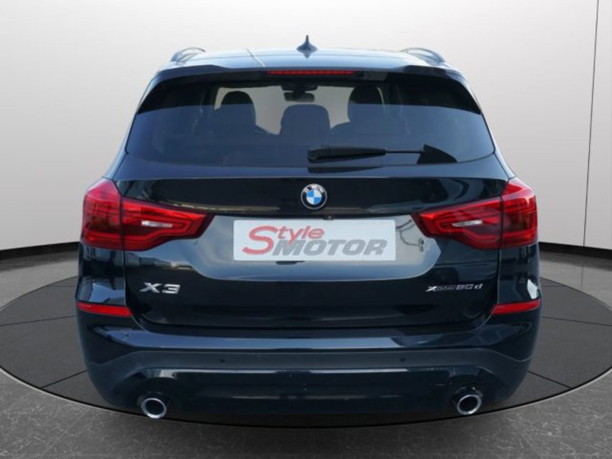 BMW X3 xDrive20d Luxury (16)