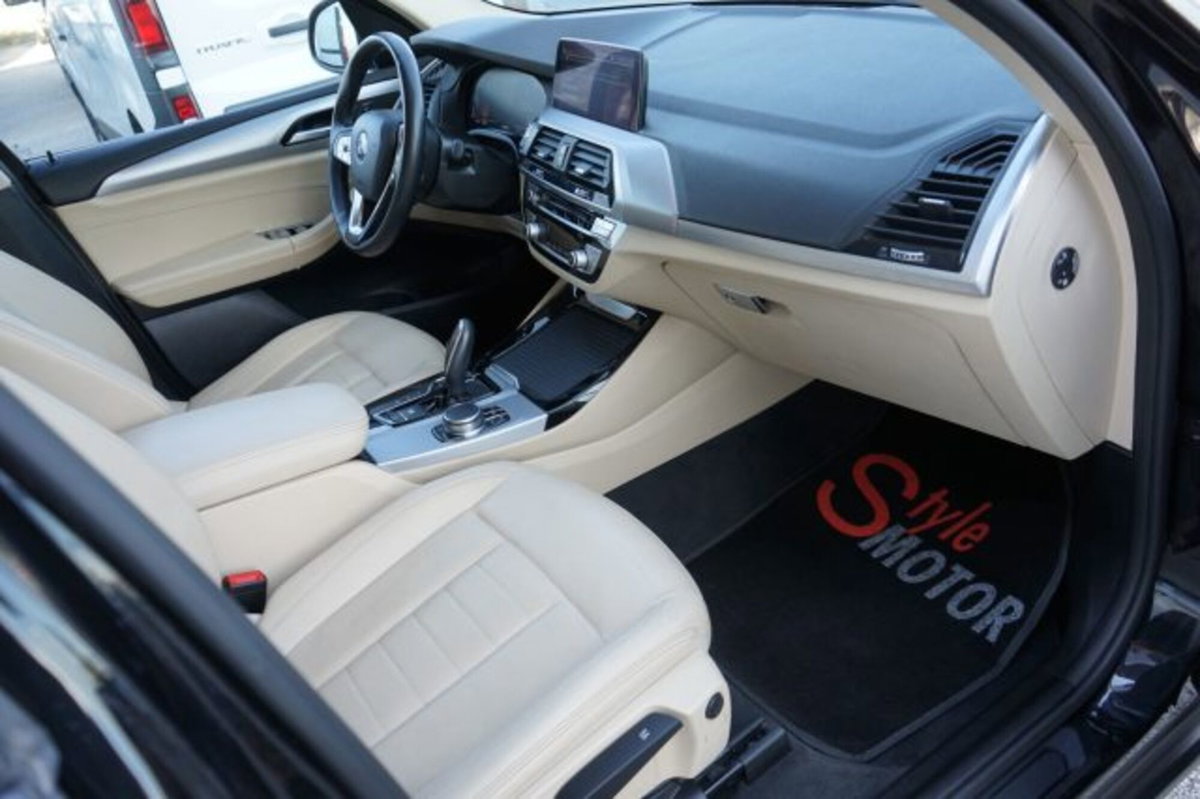BMW X3 xDrive20d Luxury (7)
