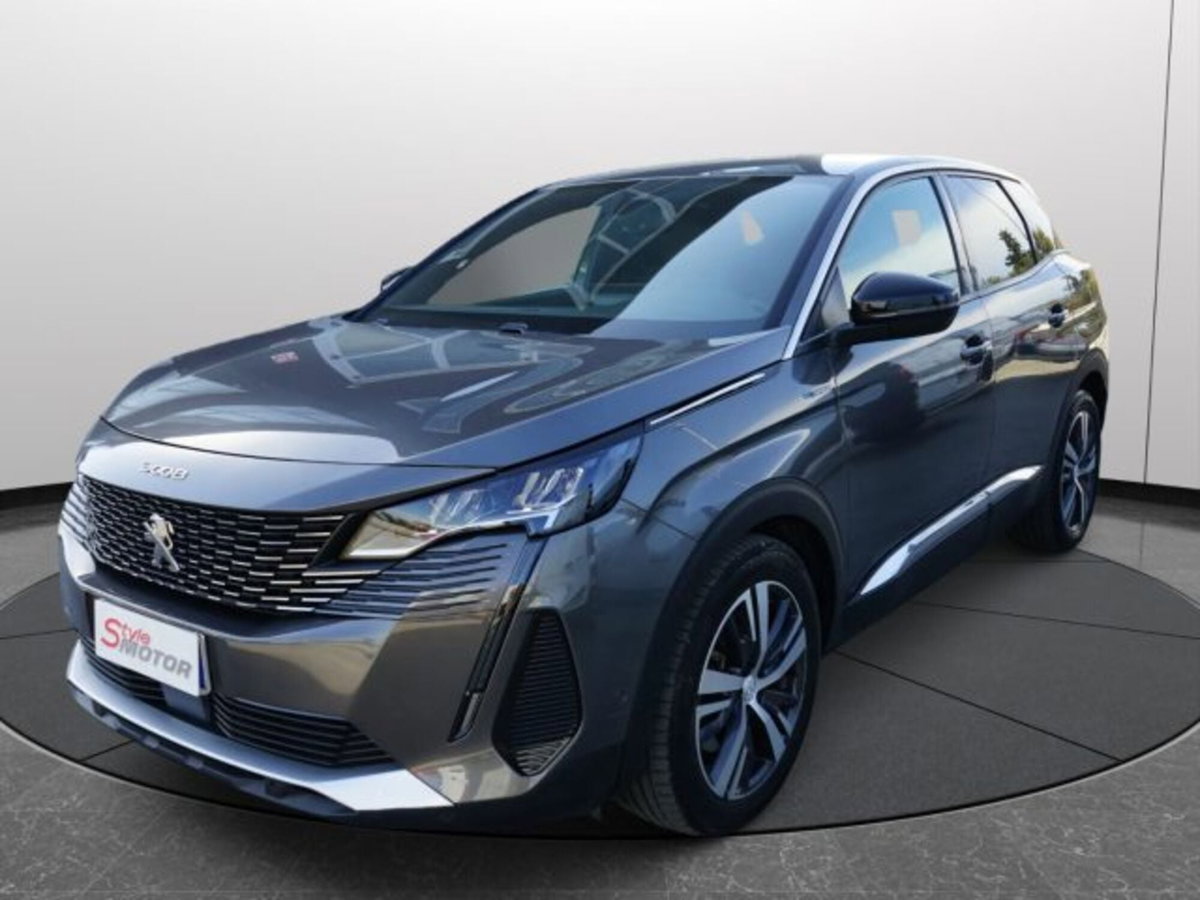 Peugeot 3008 Hybrid4 300 e-EAT8 GT (17)