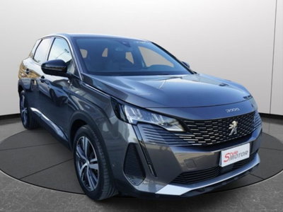 Peugeot 3008 Hybrid4 300 e-EAT8 GT (2)
