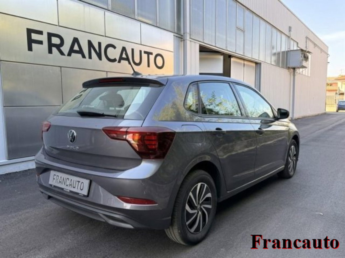 Volkswagen Polo 1.0 tsi Style 95cv (4)