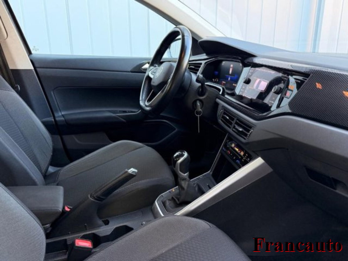 Volkswagen Polo 1.0 tsi Style 95cv (7)