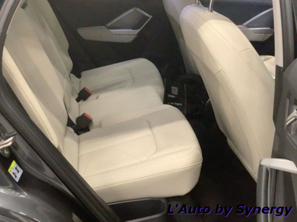 Audi Q3 Sportback 45 TFSI e S tronic S line edition (8)