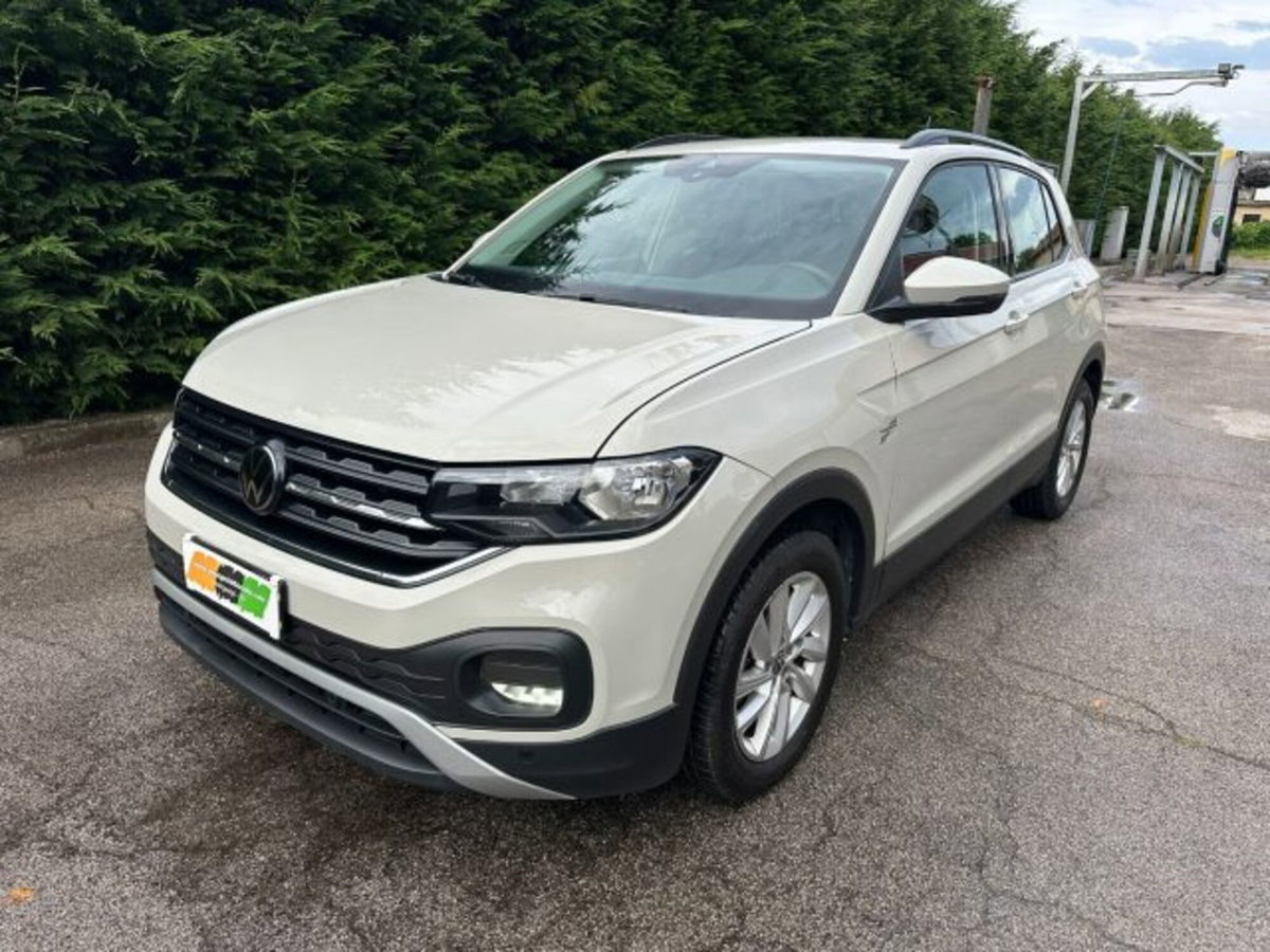 Volkswagen T-Cross 1.0 TSI 110 CV DSG Sport (16)