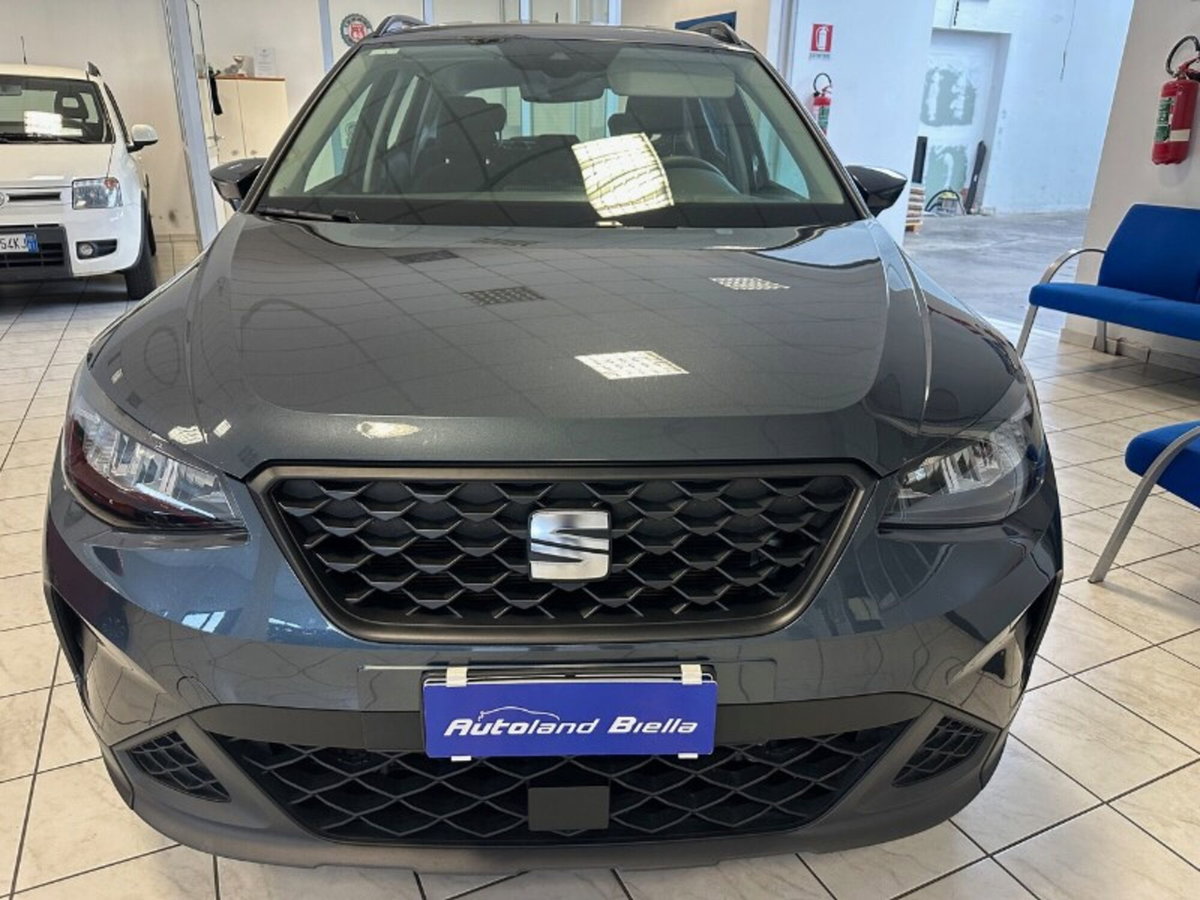 SEAT Arona 1.0 TGI Reference (2)