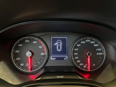 SEAT Arona 1.0 TGI Reference (9)