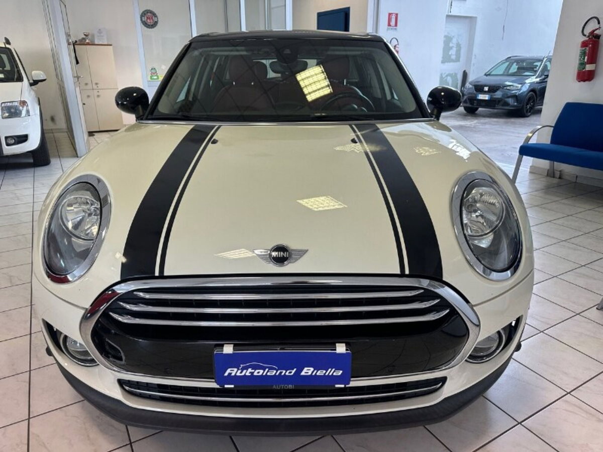 MINI Mini Clubman 2.0 Cooper D Business Clubman (2)