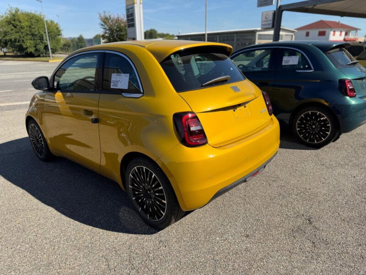 Fiat 500 1.0 hybrid Icon (4)