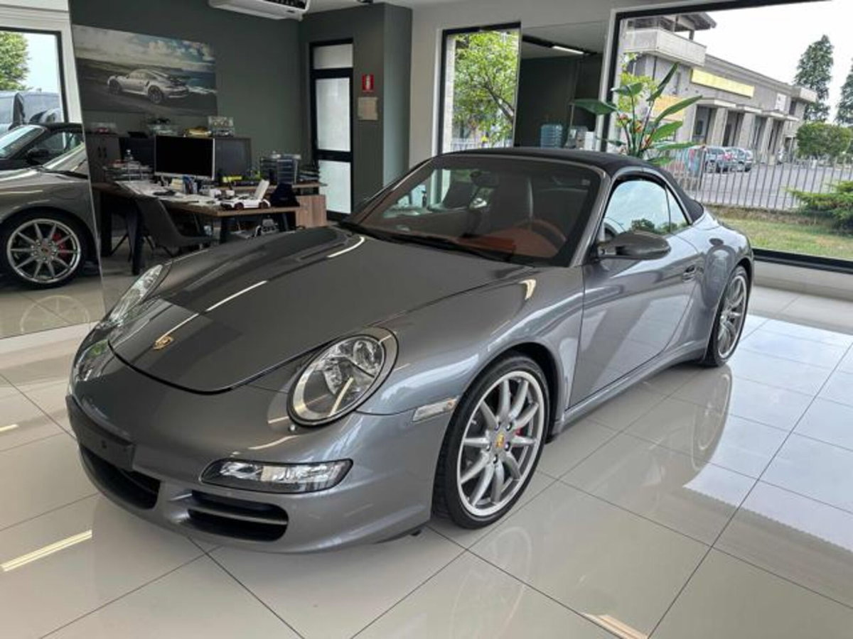 Porsche 911 Cabrio Carrera 4S (2)