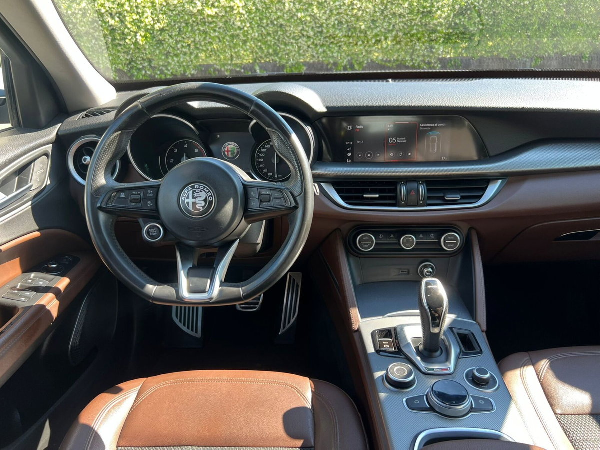 Alfa Romeo Stelvio Stelvio 2.2 Turbodiesel 190 CV AT8 Q4 Super Business (11)
