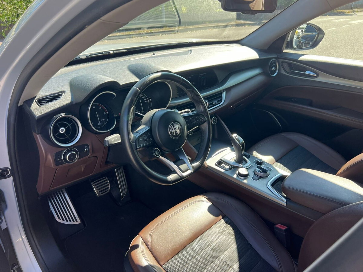 Alfa Romeo Stelvio Stelvio 2.2 Turbodiesel 190 CV AT8 Q4 Super Business (12)