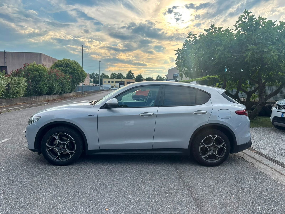 Alfa Romeo Stelvio Stelvio 2.2 Turbodiesel 190 CV AT8 Q4 Super Business (4)